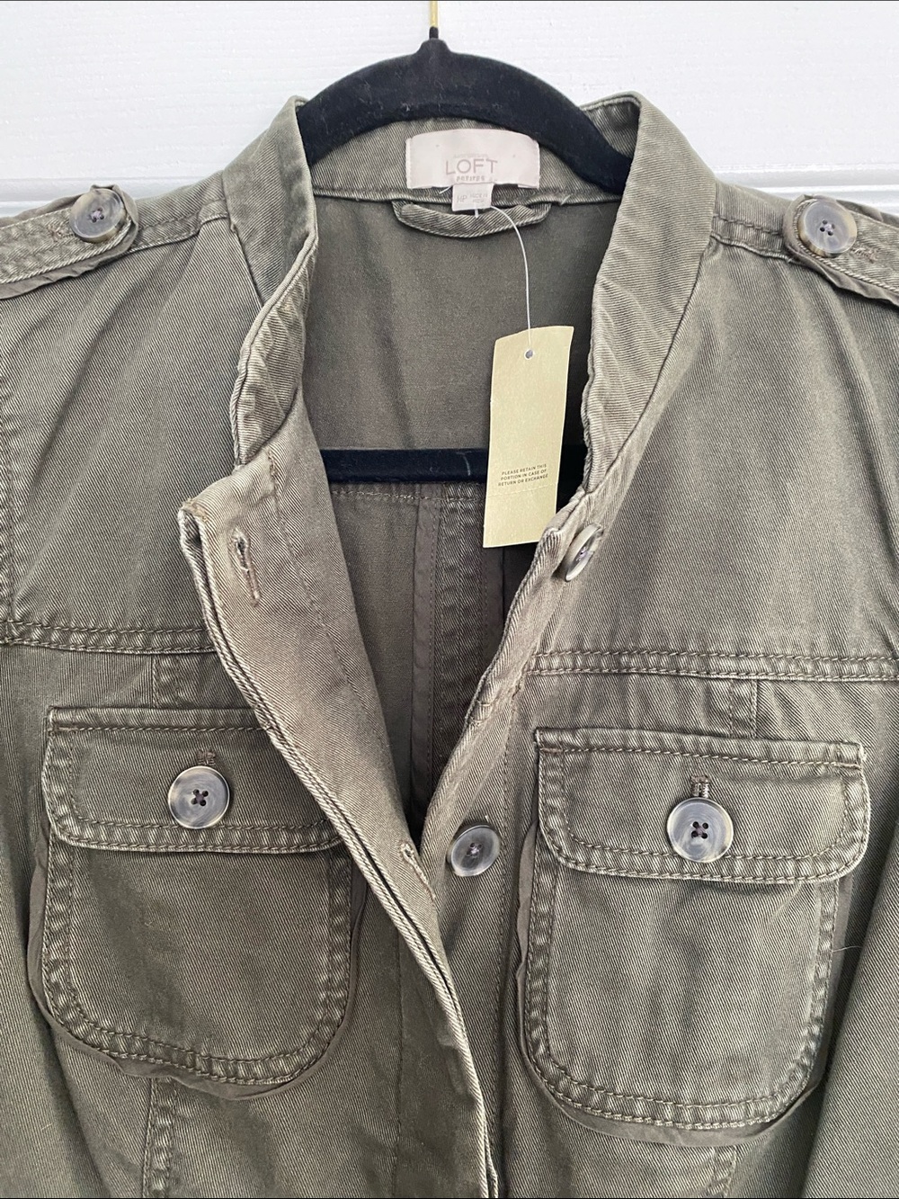 LOFT Olive Green Utility Jacket with Flap Pockets Size Medium Petite NWT - Picture 2 of 9